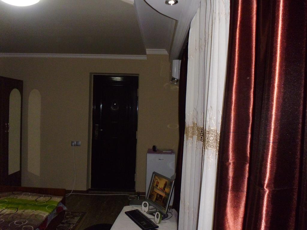 Private House In Batumi Otel Oda fotoğraf
