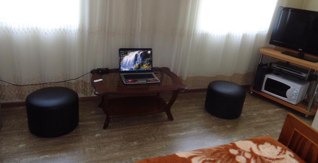 Private House In Batumi Otel Oda fotoğraf