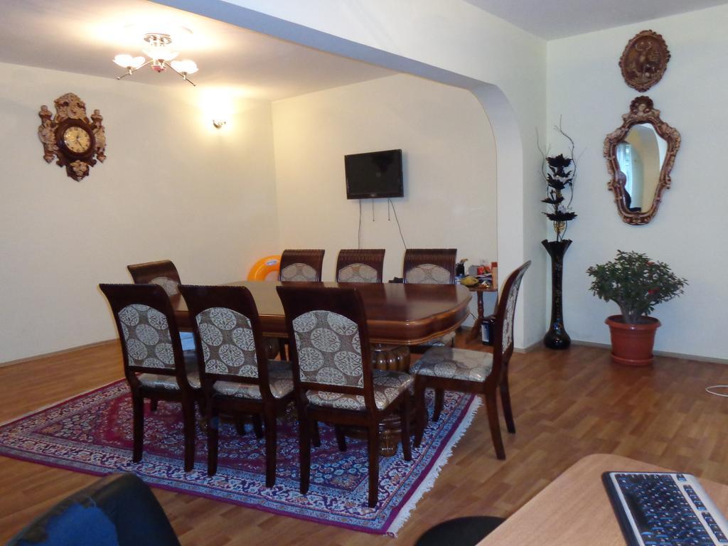 Private House In Batumi Otel Oda fotoğraf